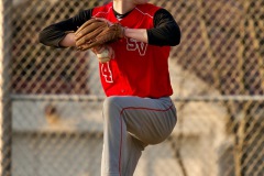 chandler-pitching-Large